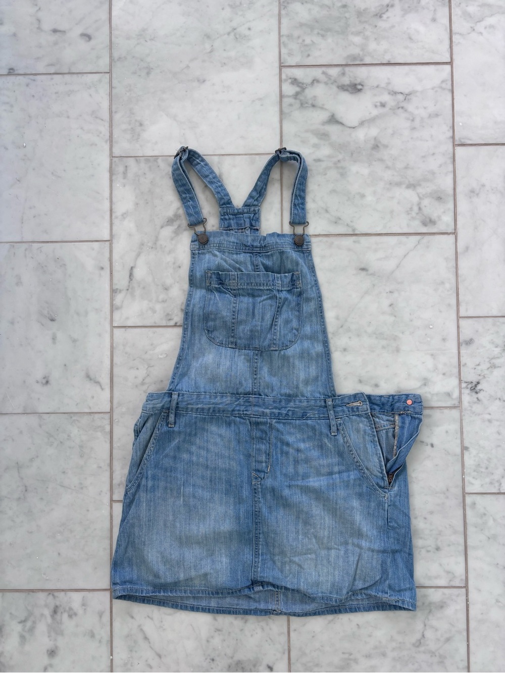 Old Navy Denim Overall Dress in Light Blue | Size 10